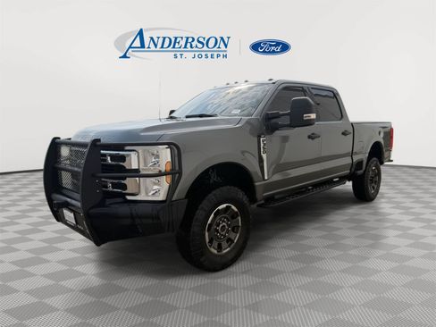 Used 2024 Ford F350 XLT w/ Tremor Off-Road Package AWD/4WD image 1