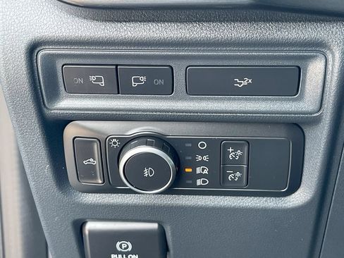 Used 2022 Ford F150 XLT w/ Equipment Group 302A High AWD/4WD image 22