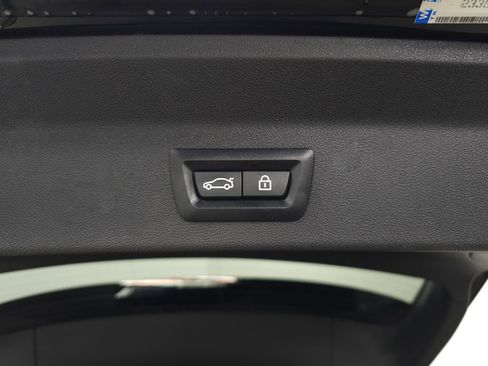 Used 2022 BMW X3 xDrive30i w/ Convenience Package AWD/4WD image 9