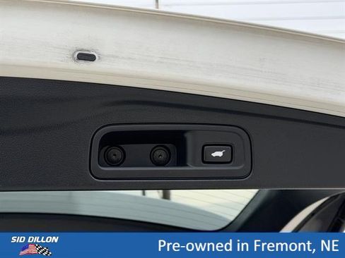 Used 2020 Honda Pilot Touring image 6