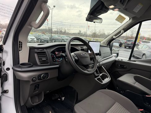 Used 2022 Ford Transit 350 XLT image 15