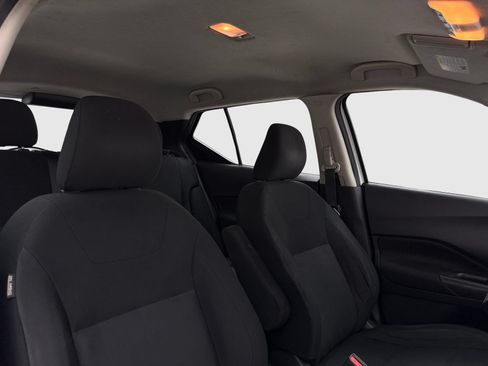 Used 2023 Nissan Kicks S FWD image 38