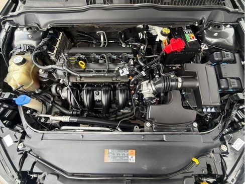 Used 2015 Ford Fusion SE FWD image 23