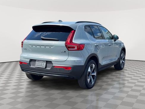 Certified 2026 Volvo XC40 B5 Core w/ Protection Package Premier AWD/4WD image 4