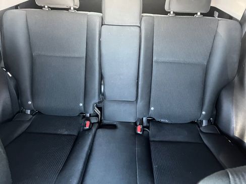 Used 2018 Toyota RAV4 LE w/ All Weather Liner Package image 5