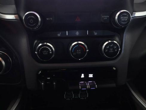 Used 2023 RAM 1500 Big Horn AWD/4WD image 23
