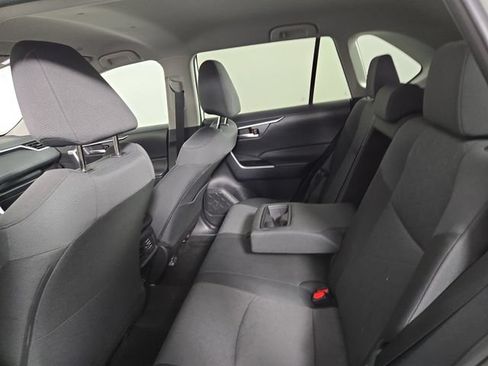 Used 2025 Toyota RAV4 XLE AWD/4WD image 16