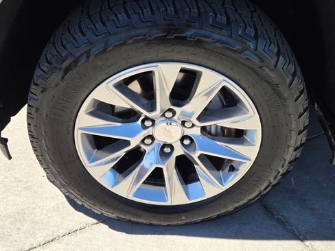 Certified 2020 Chevrolet Silverado 1500 LTZ w/ LTZ Plus Package image 9