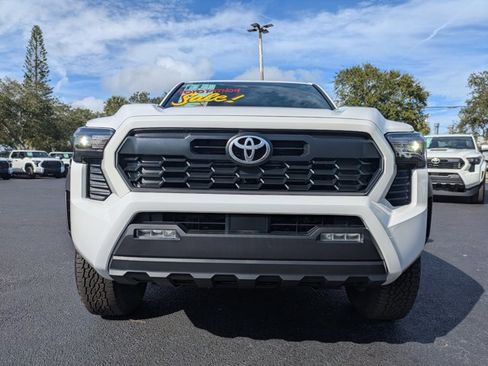 New 2025 Toyota Tacoma TRD Off-Road image 9