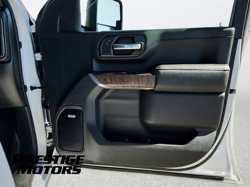 Used 2022 GMC Sierra 3500 Denali w/ Denali Ultimate Package AWD/4WD image 35