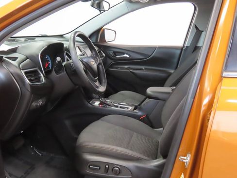 Used 2018 Chevrolet Equinox LT FWD image 15
