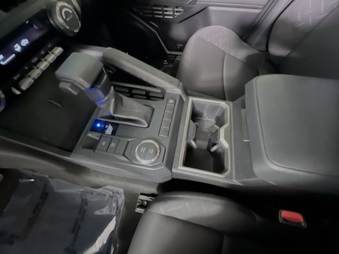 Used 2025 Toyota Tacoma SR5 image 24