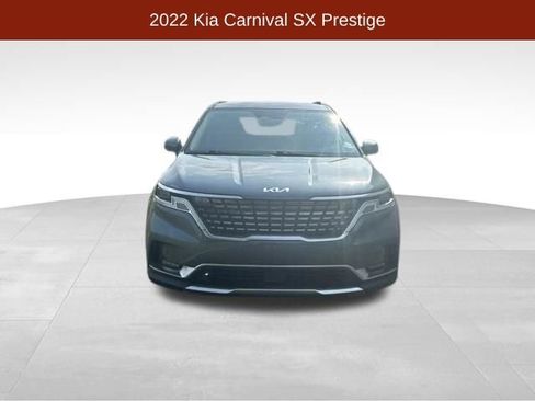 Used 2022 Kia Carnival SX Prestige FWD image 2