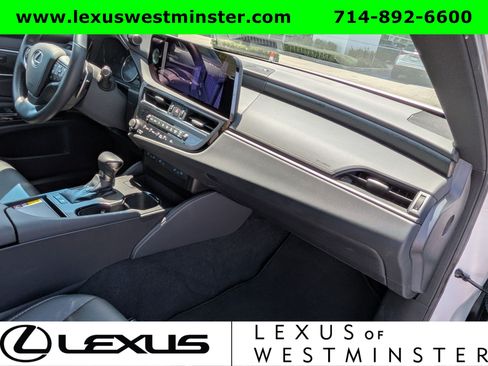 Used 2025 Lexus ES 300h w/ Premium Package FWD image 6