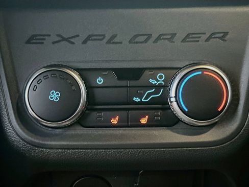 New 2026 Ford Explorer ST-Line w/ ST-Line Street Pack RWD image 18