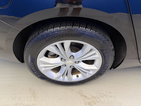 Used 2015 Chevrolet Impala LT w/ Convenience Package FWD image 8