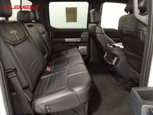 Used 2024 Ford F250 Platinum image 38