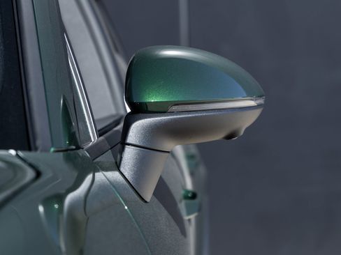 New 2025 Porsche Macan Electric image 19