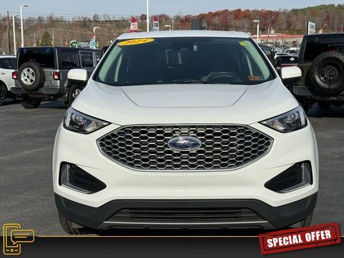 Used 2024 Ford Edge SEL image 11