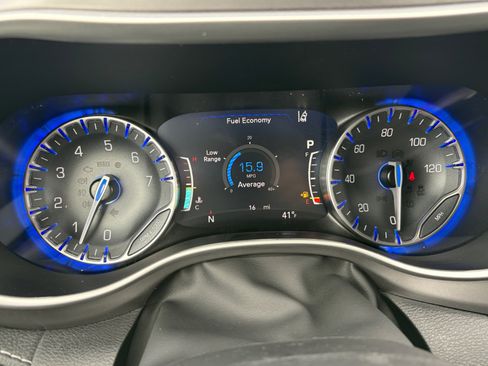 New 2026 Chrysler Pacifica Select image 22