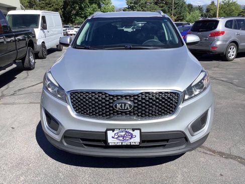 Used 2018 Kia Sorento LX AWD/4WD image 5