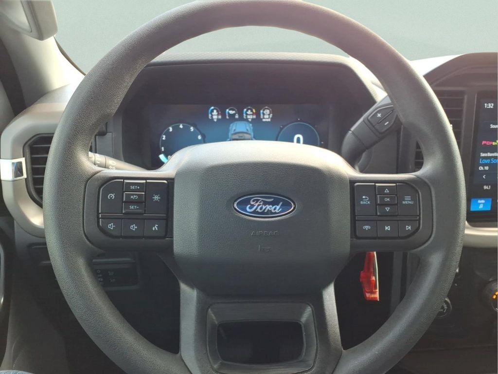 Used 2025 Ford F150 XL w/ Equipment Group 103A High RWD image 24