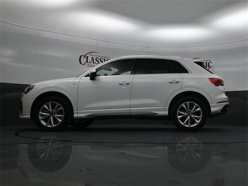 Used 2021 Audi Q3 2.0T Premium w/ Convenience Package image 26