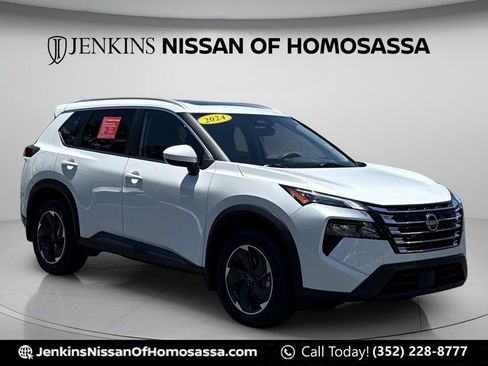 Certified 2024 Nissan Rogue SV w/ SV Premium Package FWD image 1