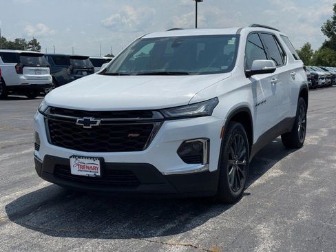 Used 2023 Chevrolet Traverse RS AWD/4WD image 8