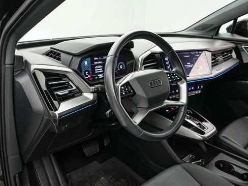 Used 2023 Audi Q4 e-tron Premium Plus w/ Premium Plus image 12