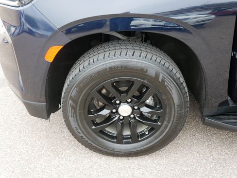 Used 2023 Chevrolet Tahoe LT AWD/4WD image 15
