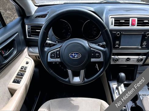 Used 2017 Subaru Outback 2.5i AWD/4WD image 5