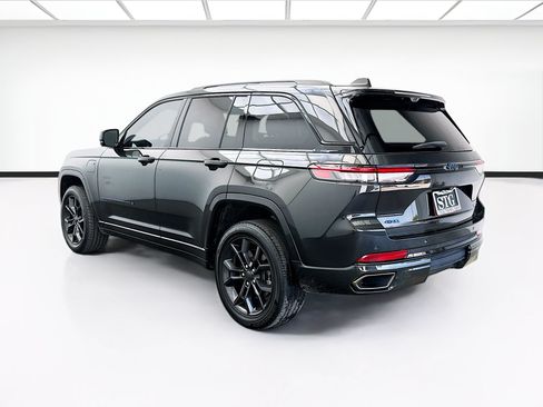 Used 2023 Jeep Grand Cherokee 30th Anniversary AWD/4WD image 6