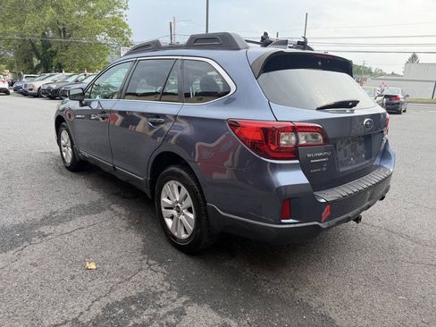 Used 2017 Subaru Outback 2.5i Premium AWD/4WD image 4