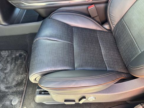 New 2025 Lincoln Navigator L Black Label image 11