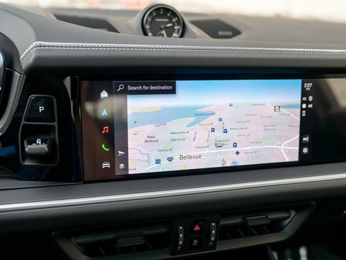 New 2025 Porsche Cayenne GTS image 18