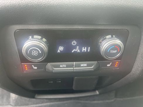 Used 2024 GMC Acadia Elevation w/ Luxury Package image 30