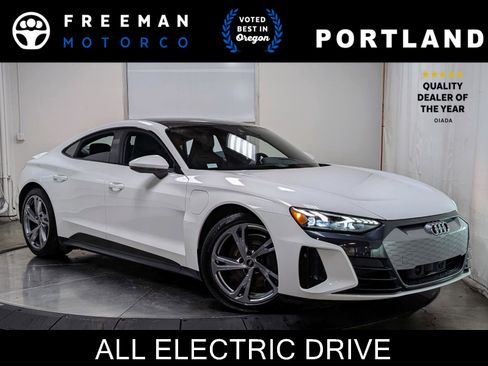 Used 2022 Audi e-tron GT Premium Plus image 1