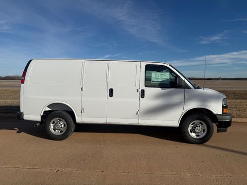 New 2025 Chevrolet Express 2500 w/ Driver Convenience Package RWD image 2