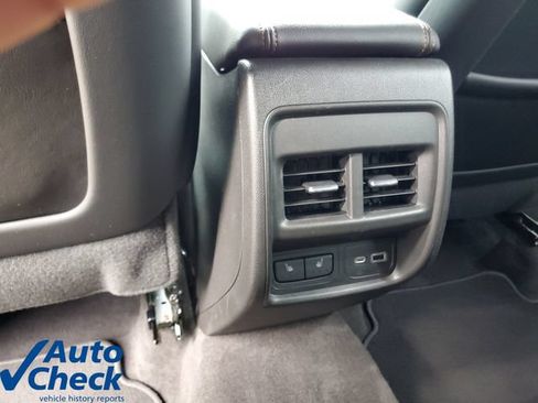 Used 2022 Cadillac XT4 Sport FWD image 15