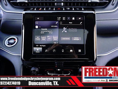 New 2025 Jeep Grand Cherokee L Laredo image 22