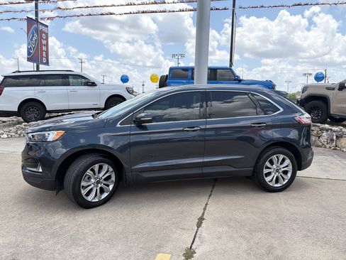 Certified 2024 Ford Edge Titanium AWD/4WD image 12