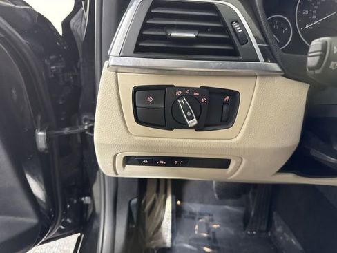 Used 2017 BMW 330i xDrive Sedan image 14