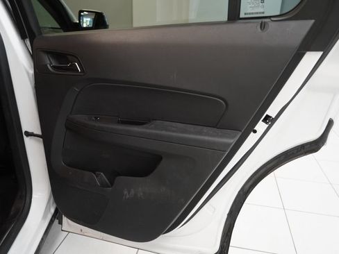 Used 2016 Chevrolet Equinox LTZ w/ Enhanced Convenience Package AWD/4WD image 31