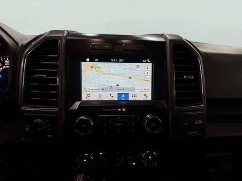 Used 2018 Ford F150 XLT w/ Equipment Group 302A Luxury AWD/4WD image 33