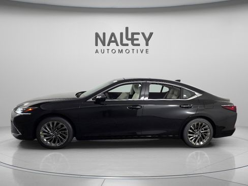 New 2025 Lexus ES 350 Ultra Luxury image 2