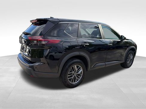 Used 2024 Nissan Rogue S FWD image 7
