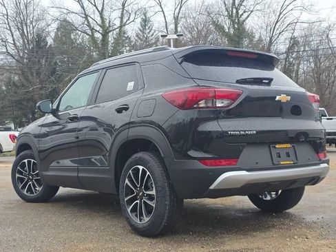 New 2026 Chevrolet TrailBlazer LT w/ Convenience Package FWD image 14