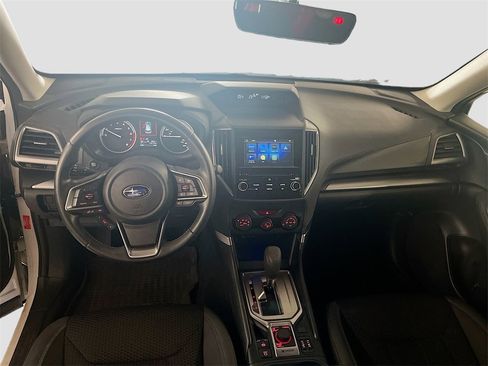 Used 2023 Subaru Forester Premium image 23