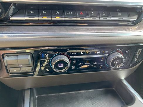 Used 2023 Chevrolet Silverado 1500 LTZ AWD/4WD image 18